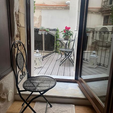 Domu 600 - Suite Mini Appartamento Cagliari Centro Storico Luaran gambar